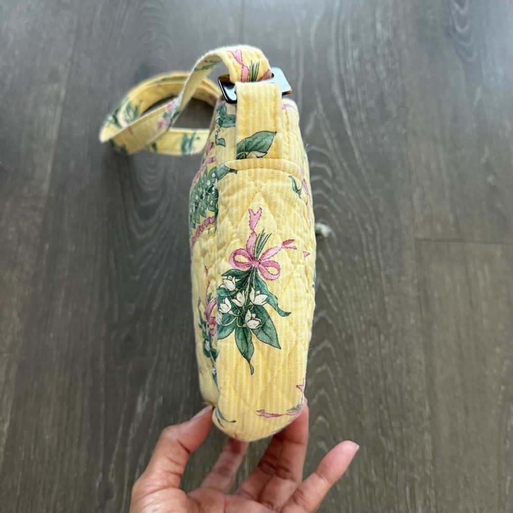 VERA BRADLEY Butter Yellow Hope Floral Lily Shoulder Crossbody Bag Retired Y2K - Picture 8 of 11